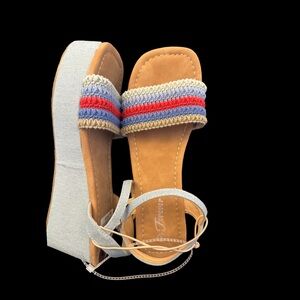 Wedge Sandal Sz. 8 Multicolor